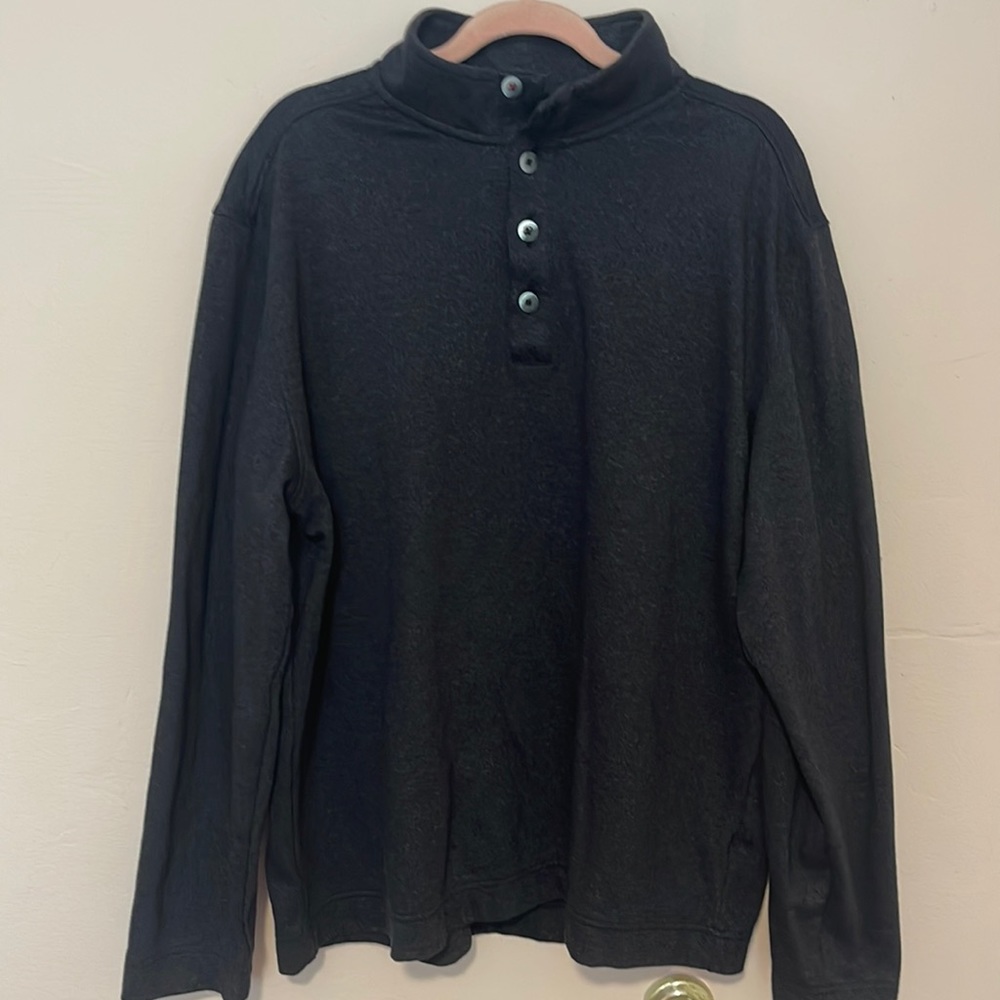Van Heusen Never Tuck black Henley style shirt Large classic Fit L